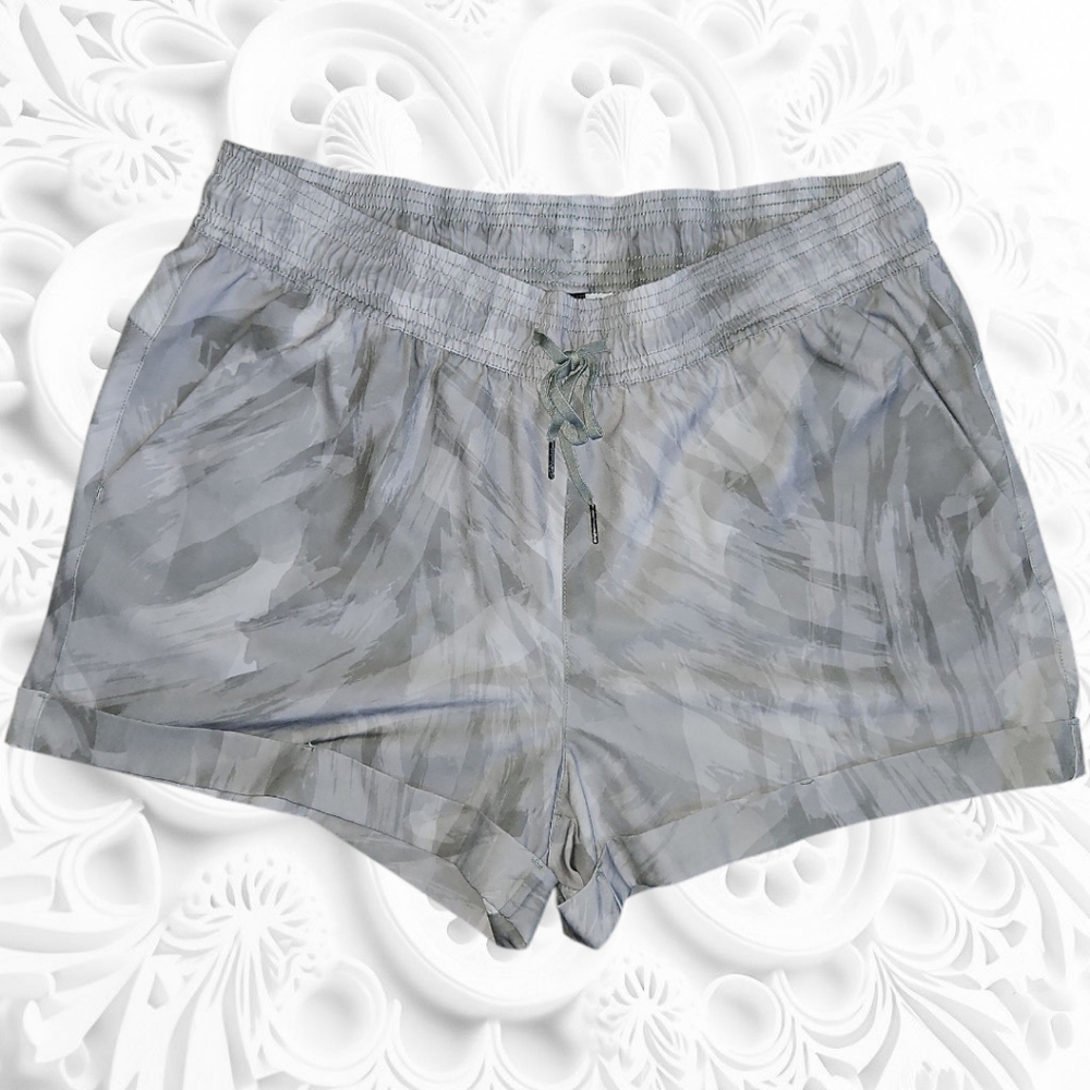Gaiam Stretch Cuffed Woven Shorts Dusty Olive Mara Activewear Womens Size‎ L